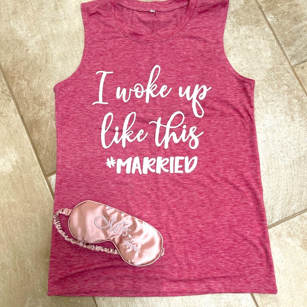Small pink tank. Great for morning after the wedding super cute and soft
